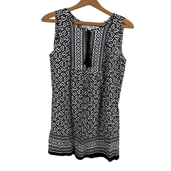 Max Studio Tops - Max Studio Womens Sleeveless Top Size Small Tassels Boho Aztec Summer Spring